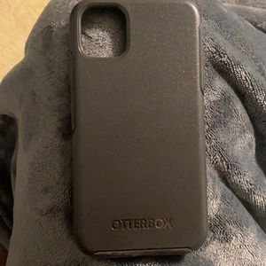 iPhone 11 Otterbox case for sale!